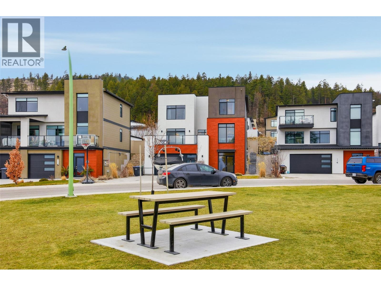  3708 Morningside Drive, West Kelowna