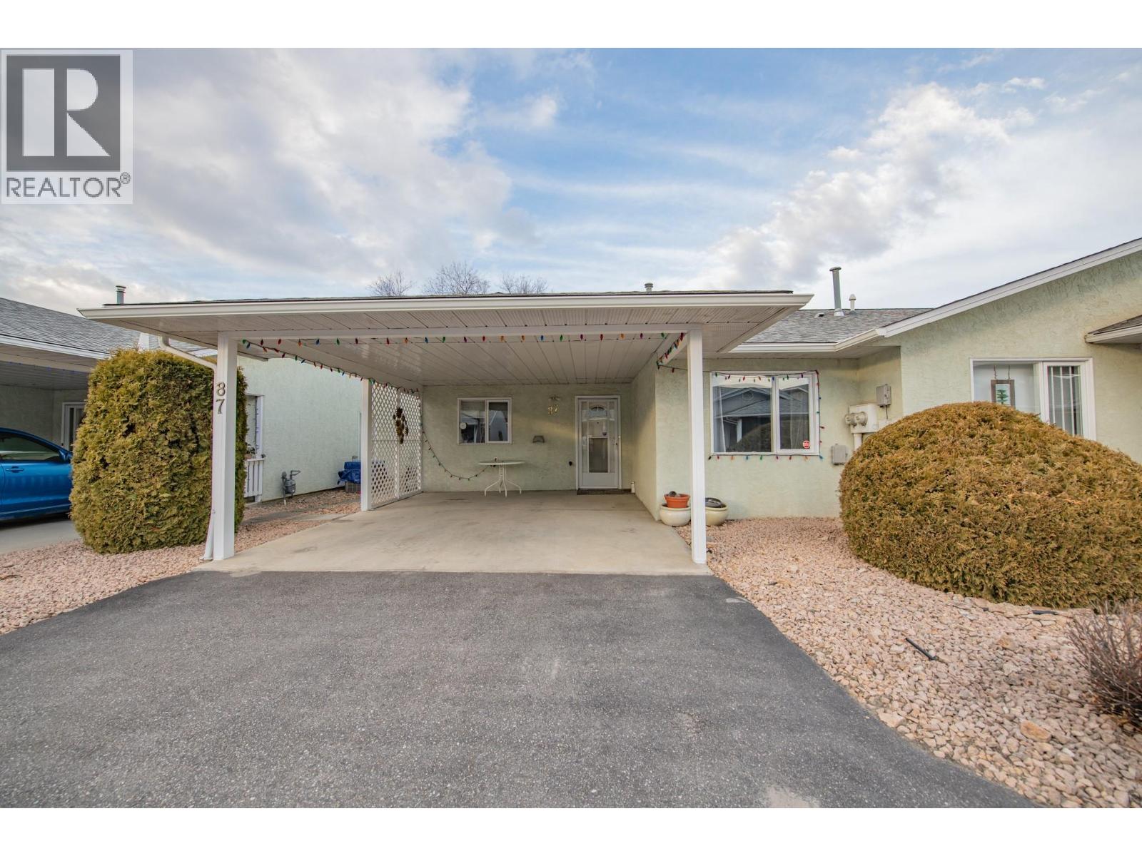 87 3900 27 Avenue, Vernon