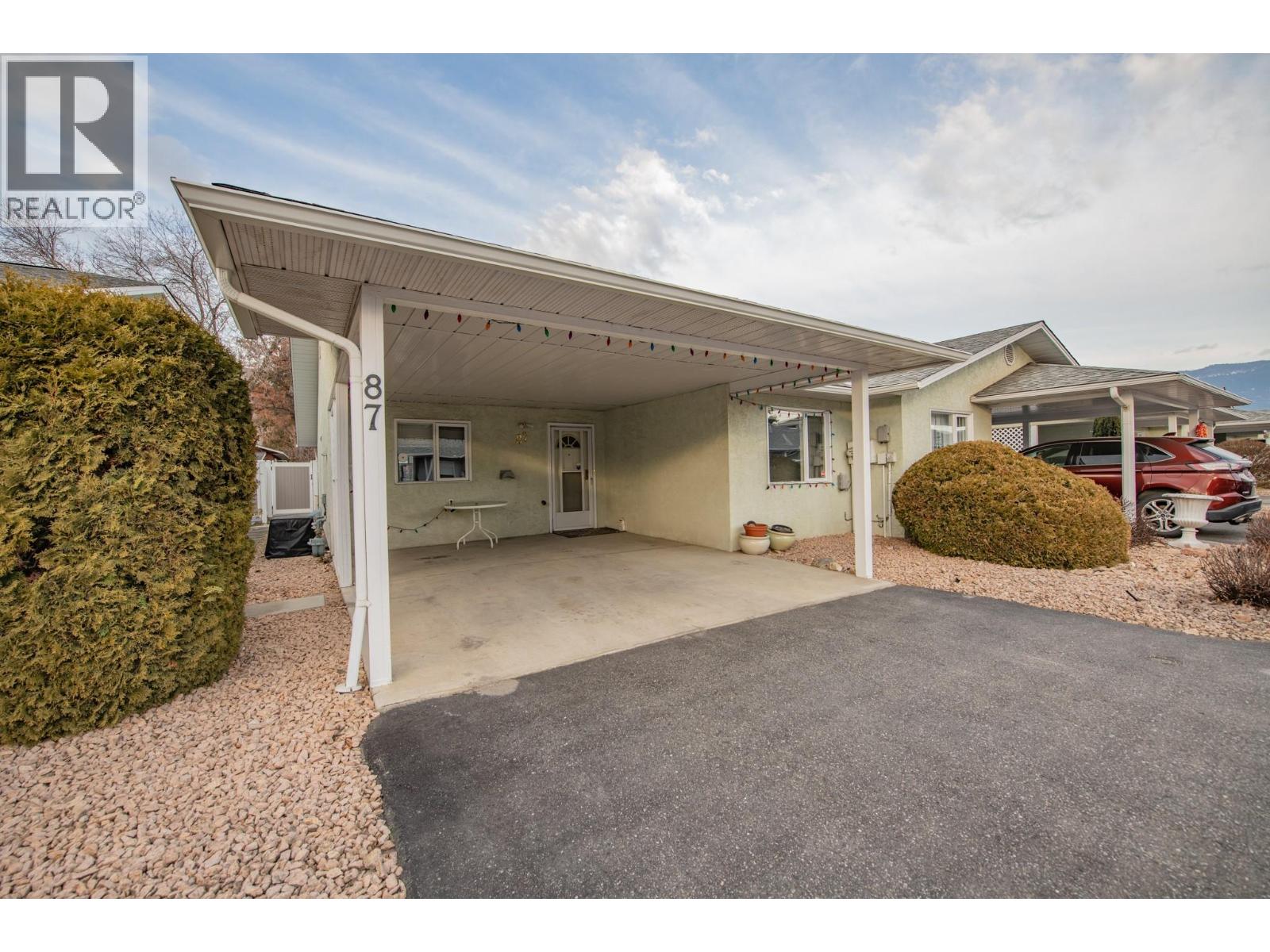 87 3900 27 Avenue, Vernon