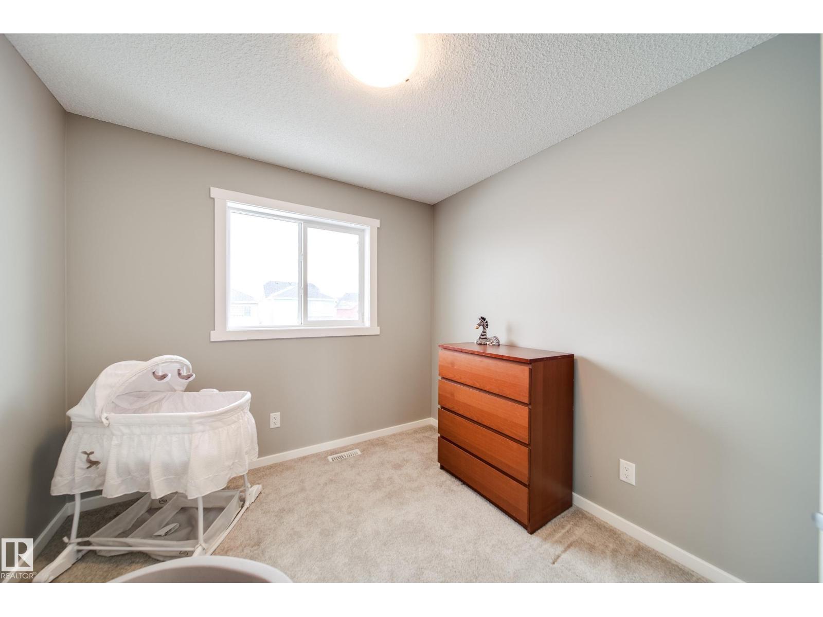 124 SOUTHFORK RD, Leduc