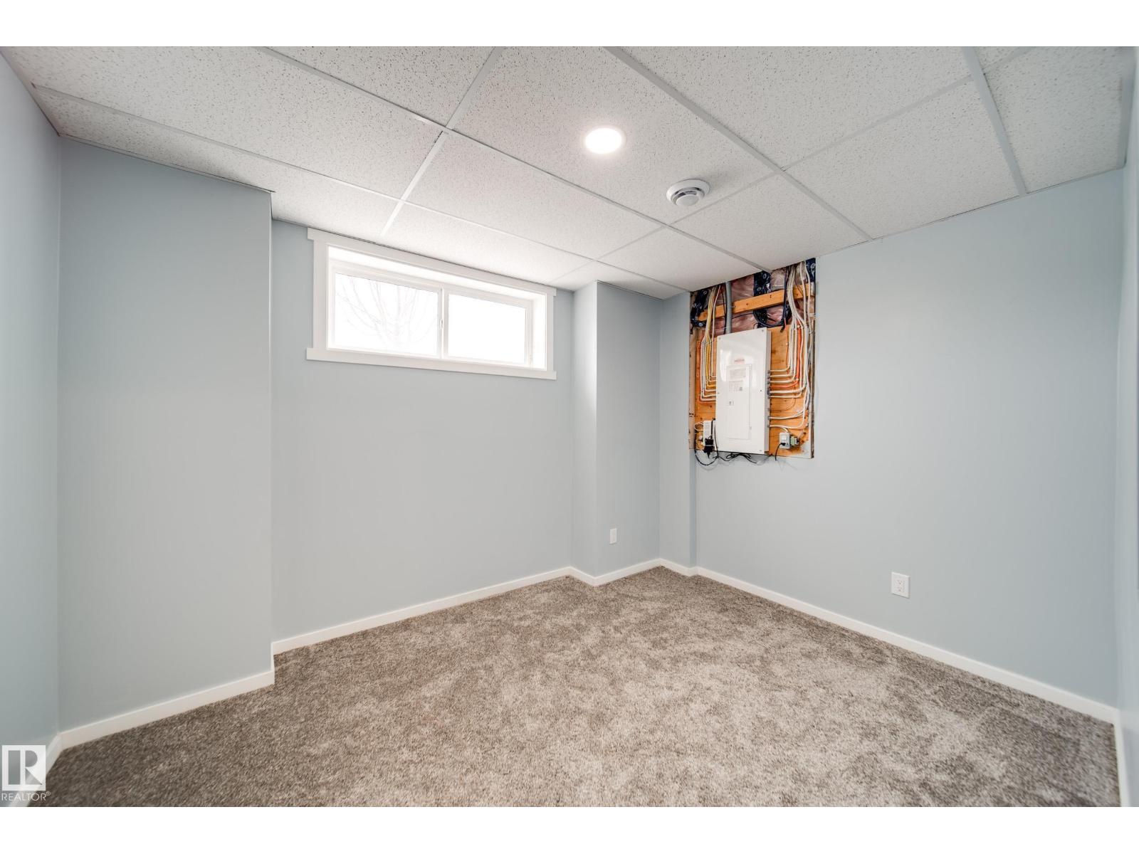 124 SOUTHFORK RD, Leduc