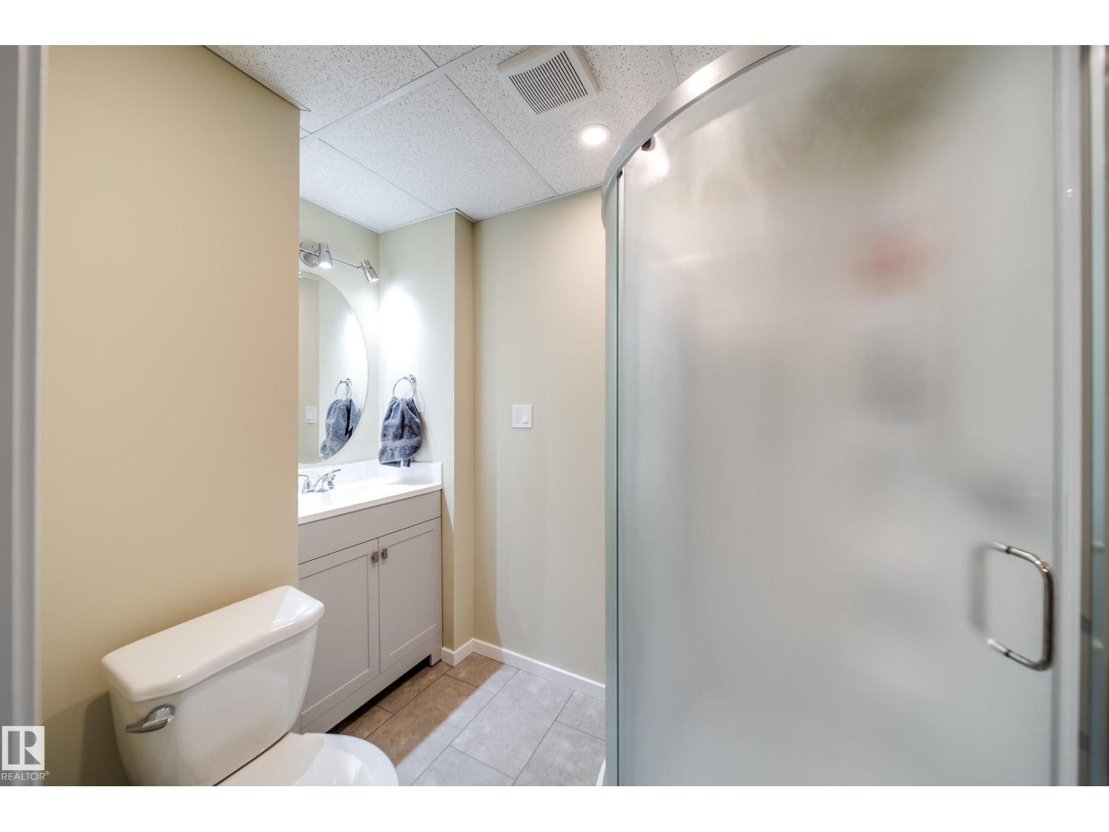 124 SOUTHFORK RD, Leduc