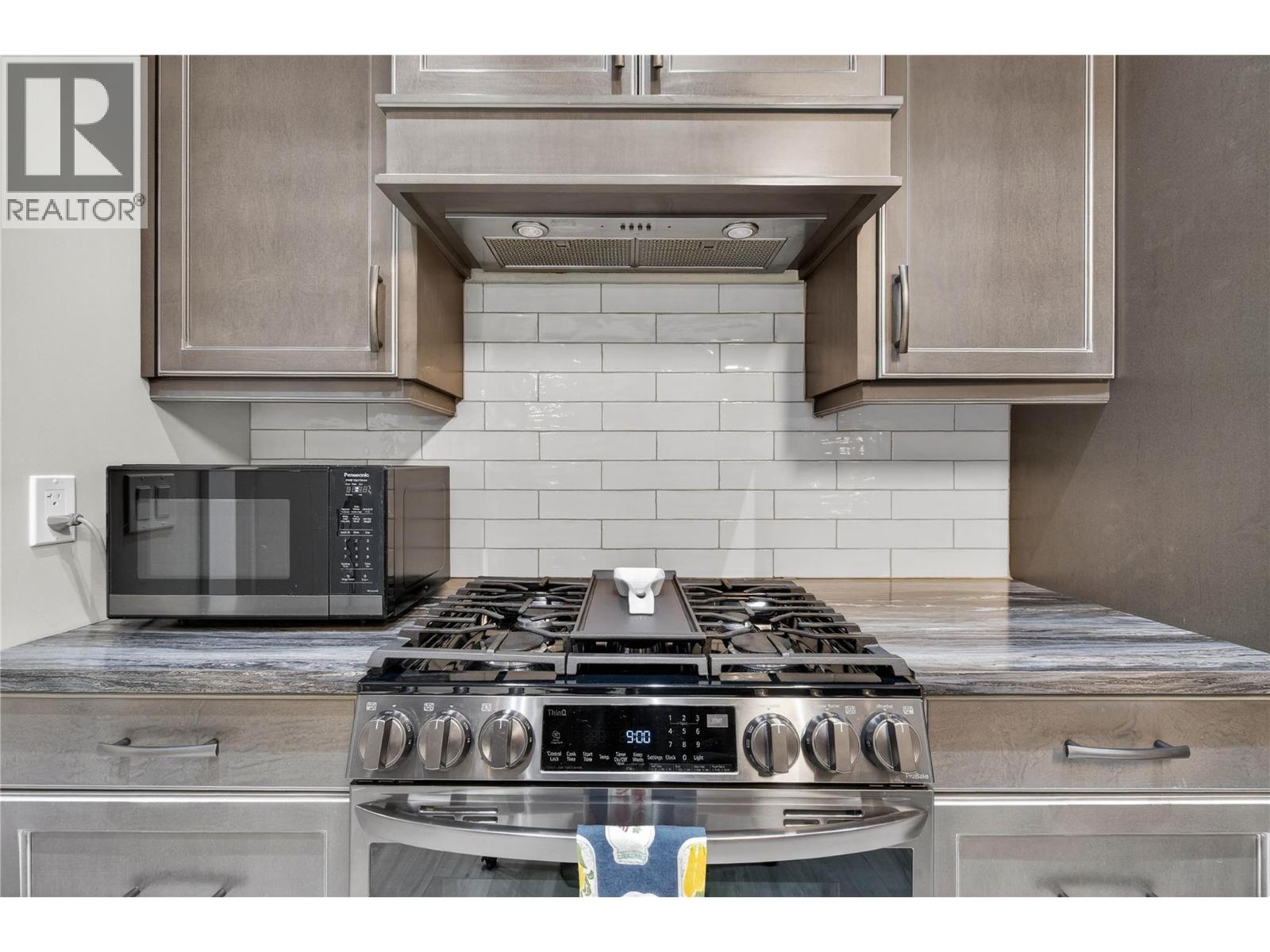 339 HUMMINGBIRD AVENUE - 8