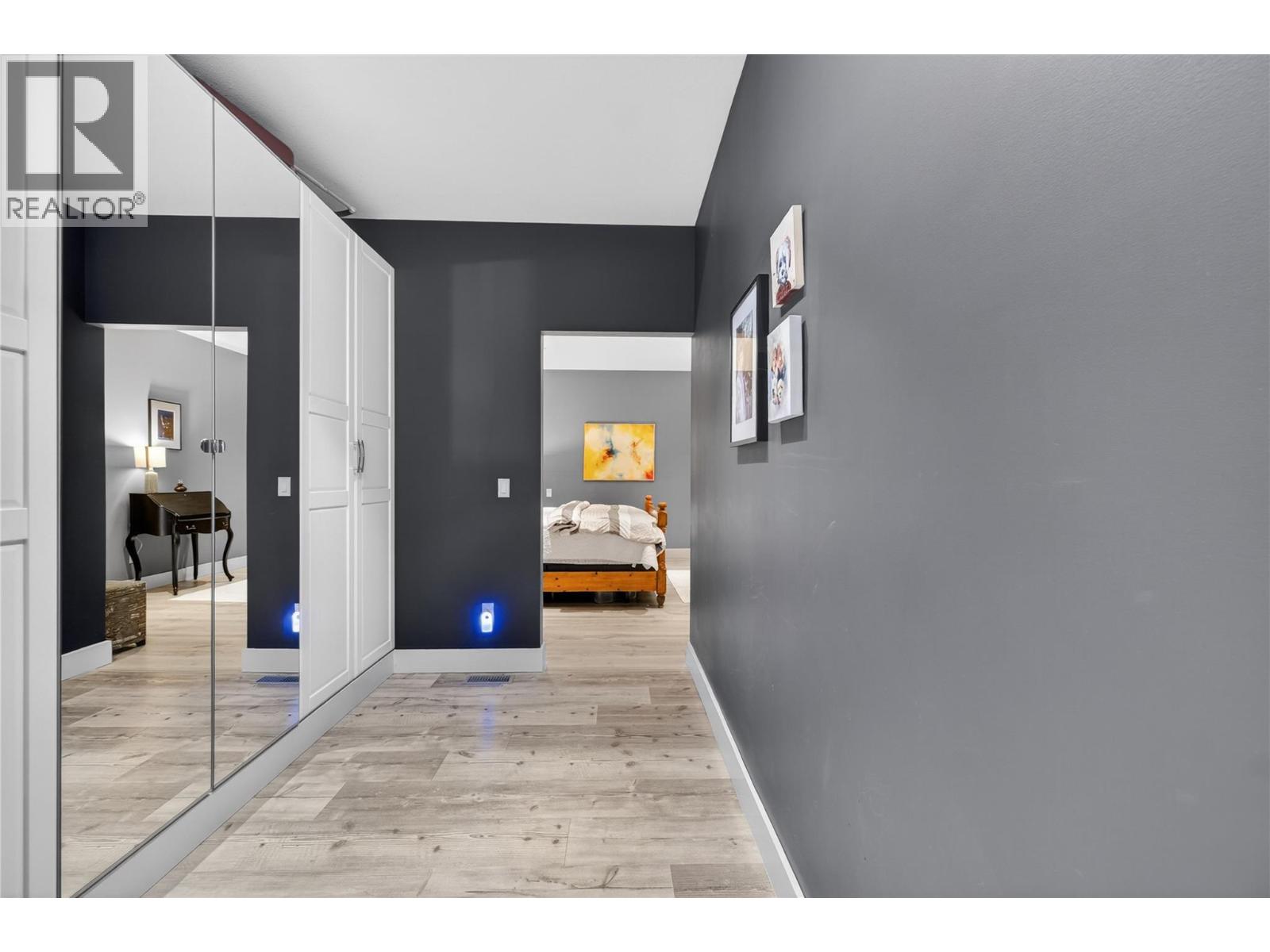 339 HUMMINGBIRD AVENUE - 31