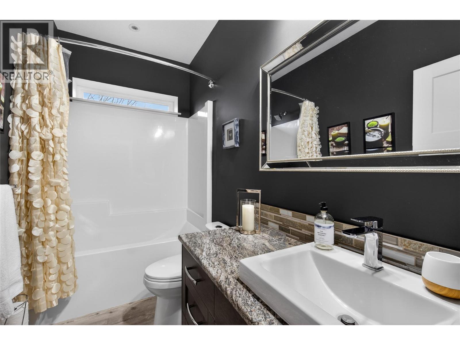 339 HUMMINGBIRD AVENUE - 36