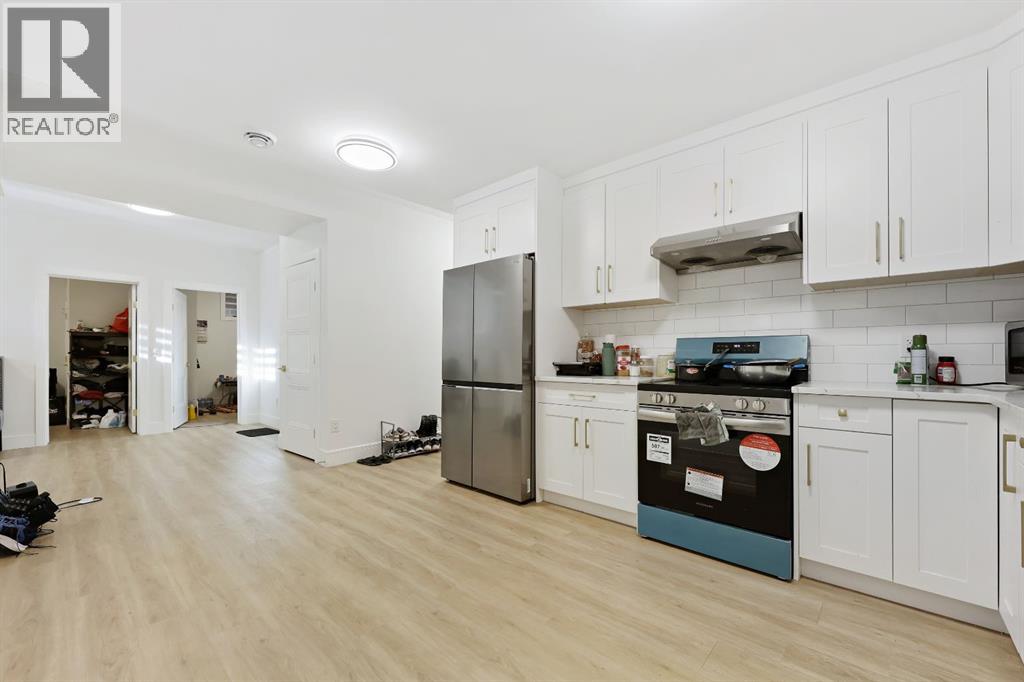 Single Family House for Sale in  Boulton Road NW Brentwood Calgary 