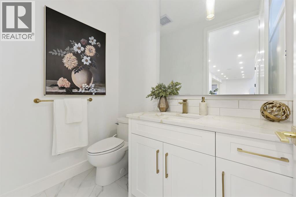 Single Family House for Sale in  Boulton Road NW Brentwood Calgary 