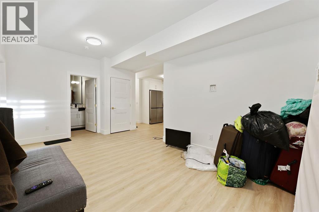 Single Family House for Sale in  Boulton Road NW Brentwood Calgary 