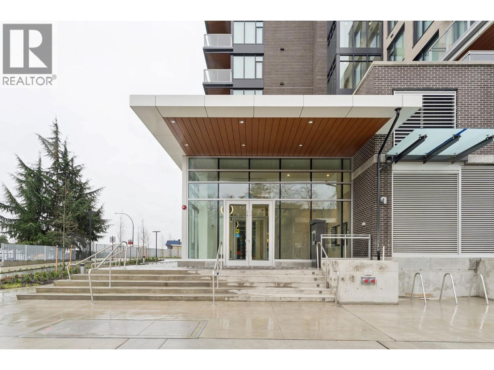 317 755 HARBOURSIDE Drive - photo 2