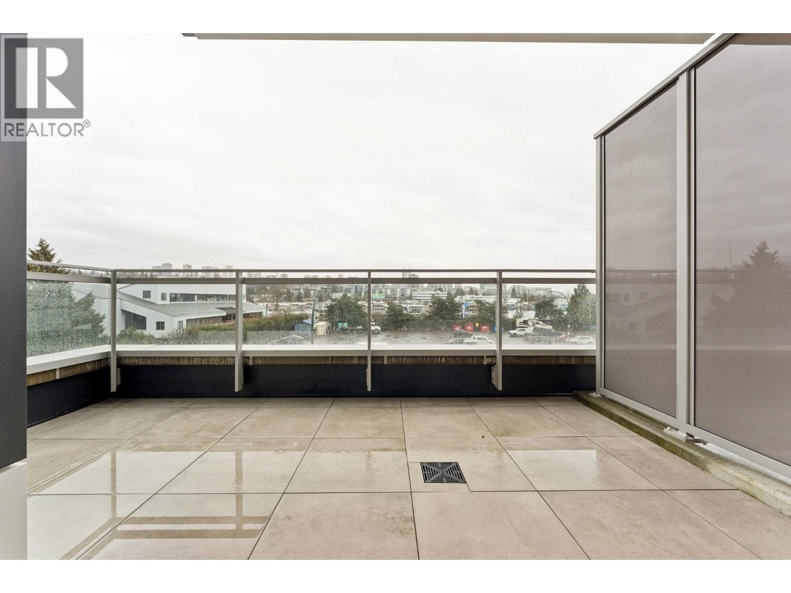 317 755 HARBOURSIDE DRIVE, North Vancouver