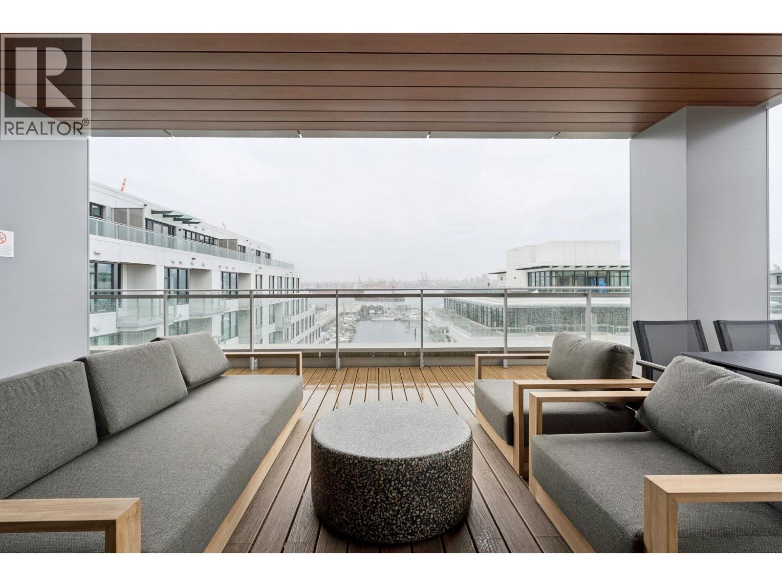 317 755 HARBOURSIDE DRIVE, North Vancouver