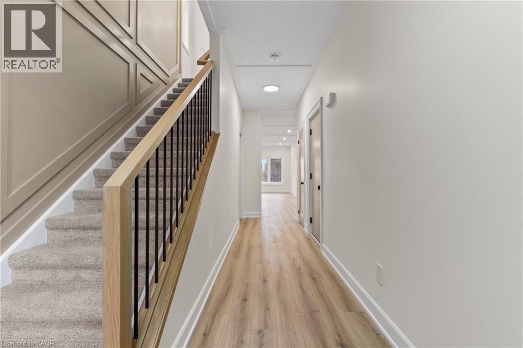 42 WELLINGTON Street Unit# B - Photo 5 of 25, Paris, Ontario