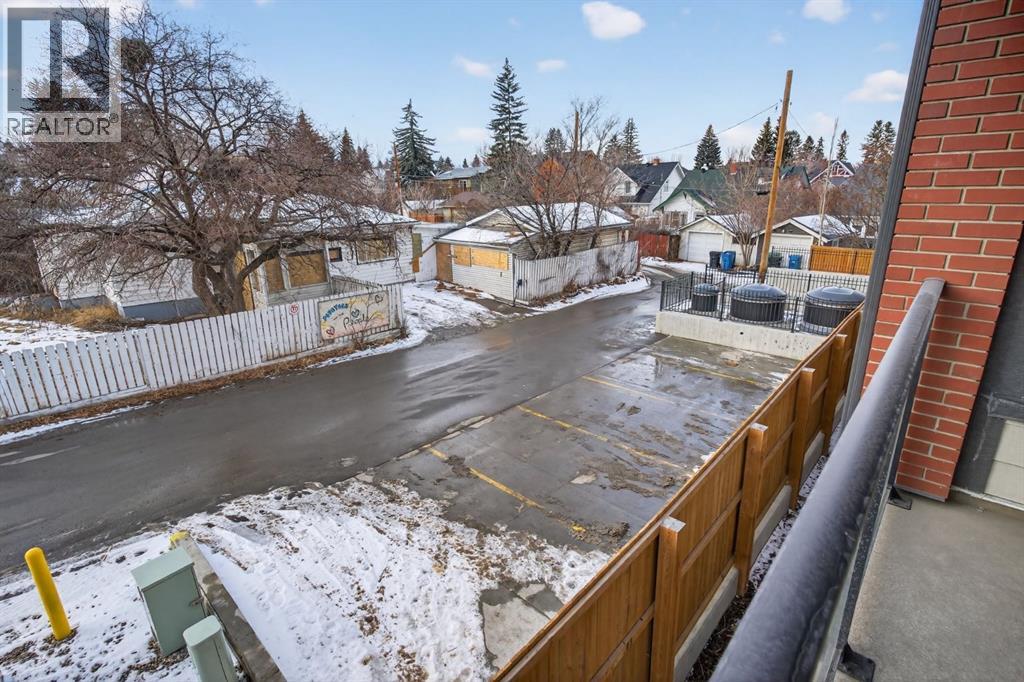 Single Family House for Sale in    Avenue SW Scarboro Calgary 