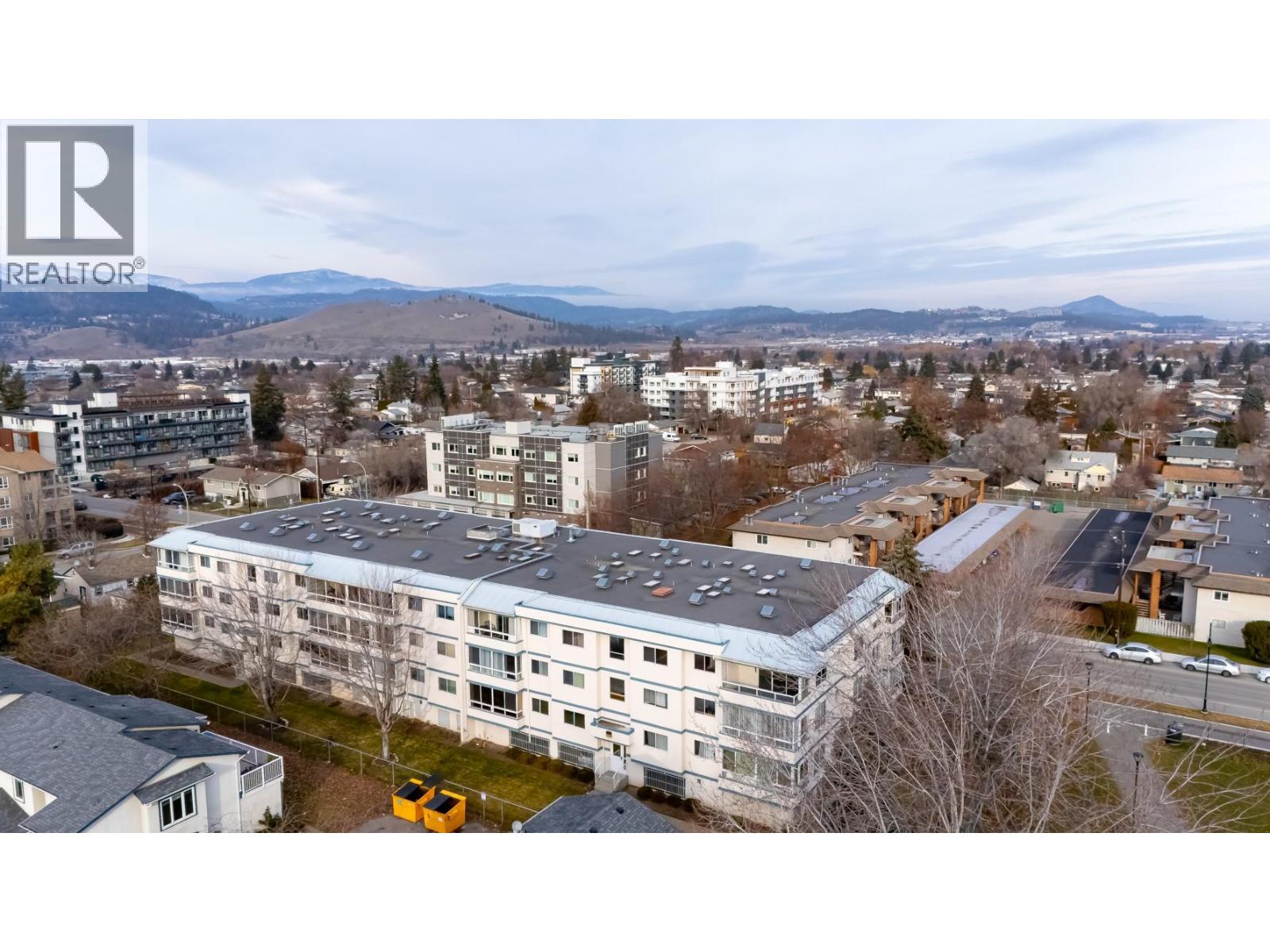 305 255 McIntosh Road, Kelowna