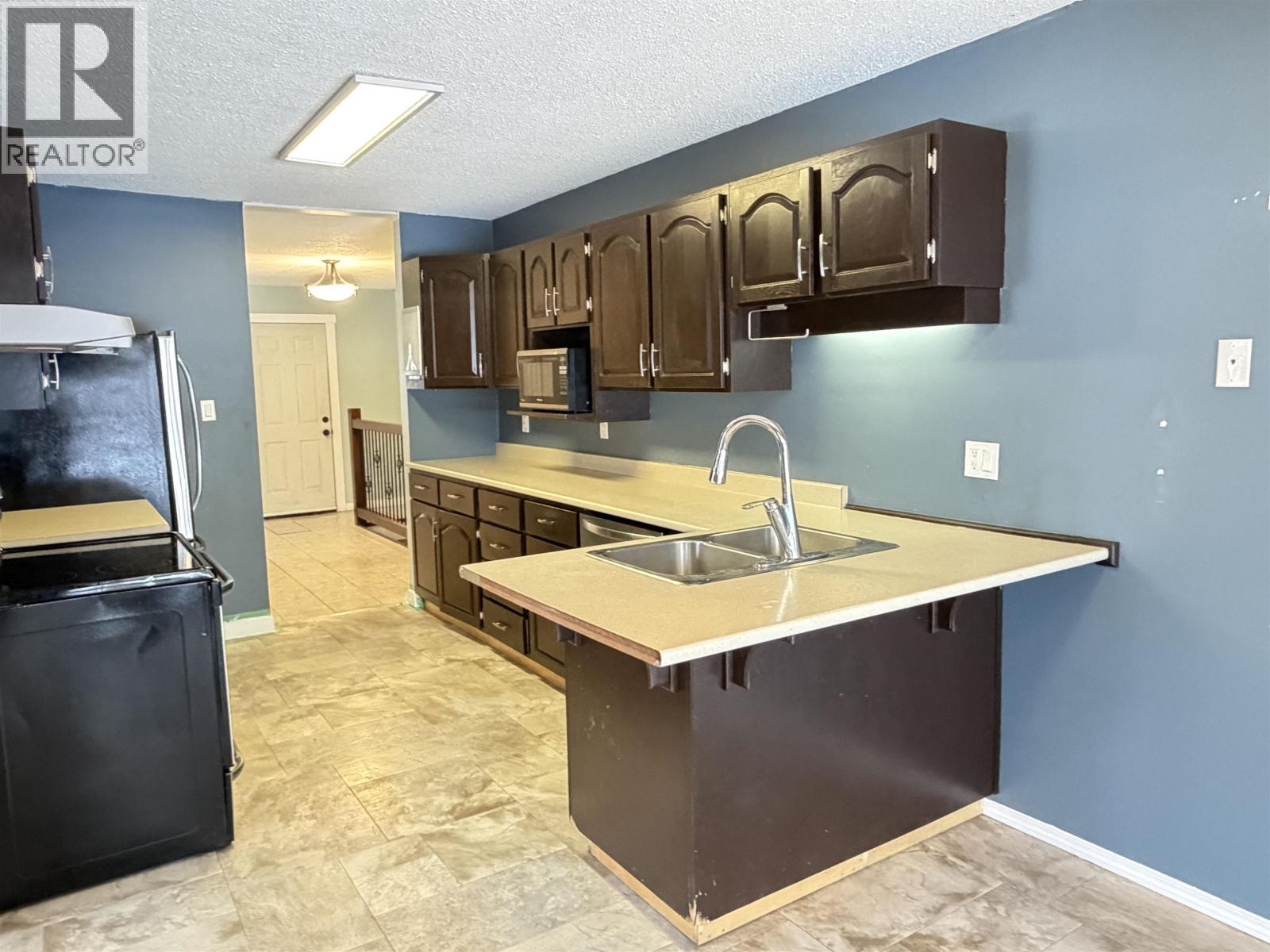 155 VANDERVIEW DRIVE, Vanderhoof