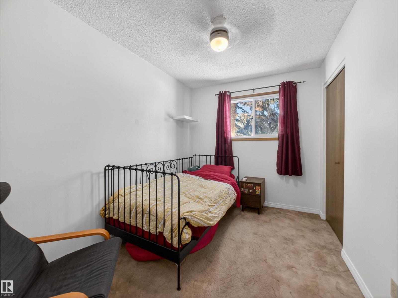 3 Fallhaven PL, St. Albert