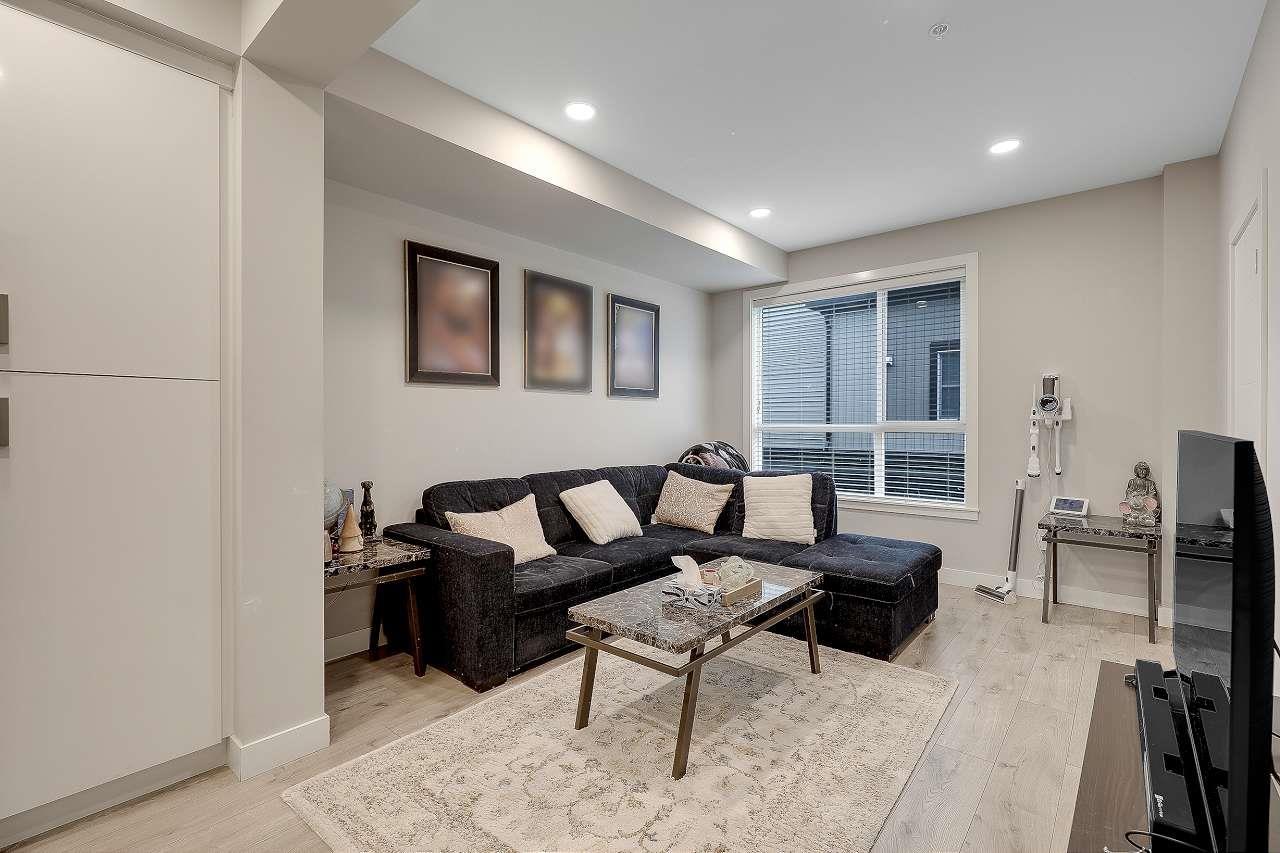 93 8413 MIDTOWN WAY, Chilliwack Proper South, Chilliwack