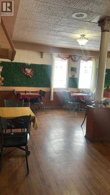 71 bridge Street - Photo 3 of 7, Drumheller, Alberta