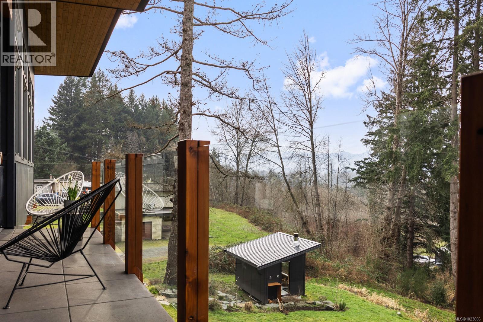 4721 Island Hwy, Courtenay