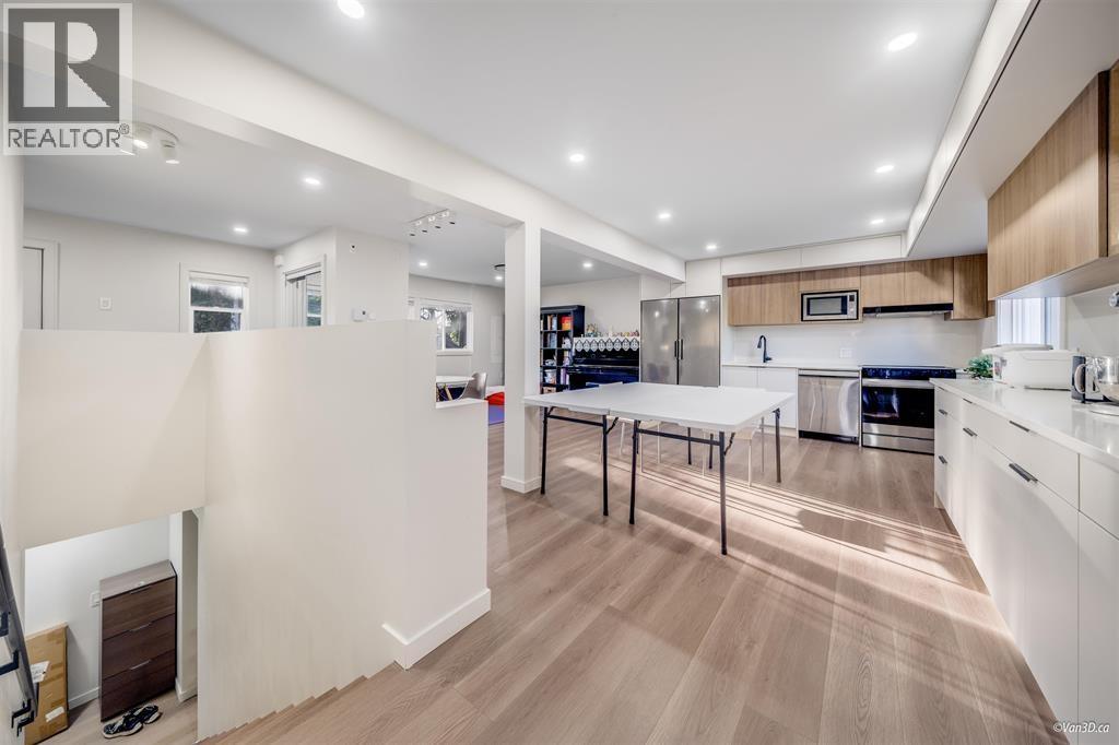 7843 WEDGEWOOD STREET, Burnaby