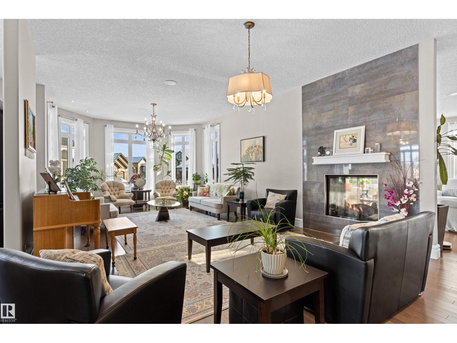 2796 WHEATON DR NW, Edmonton