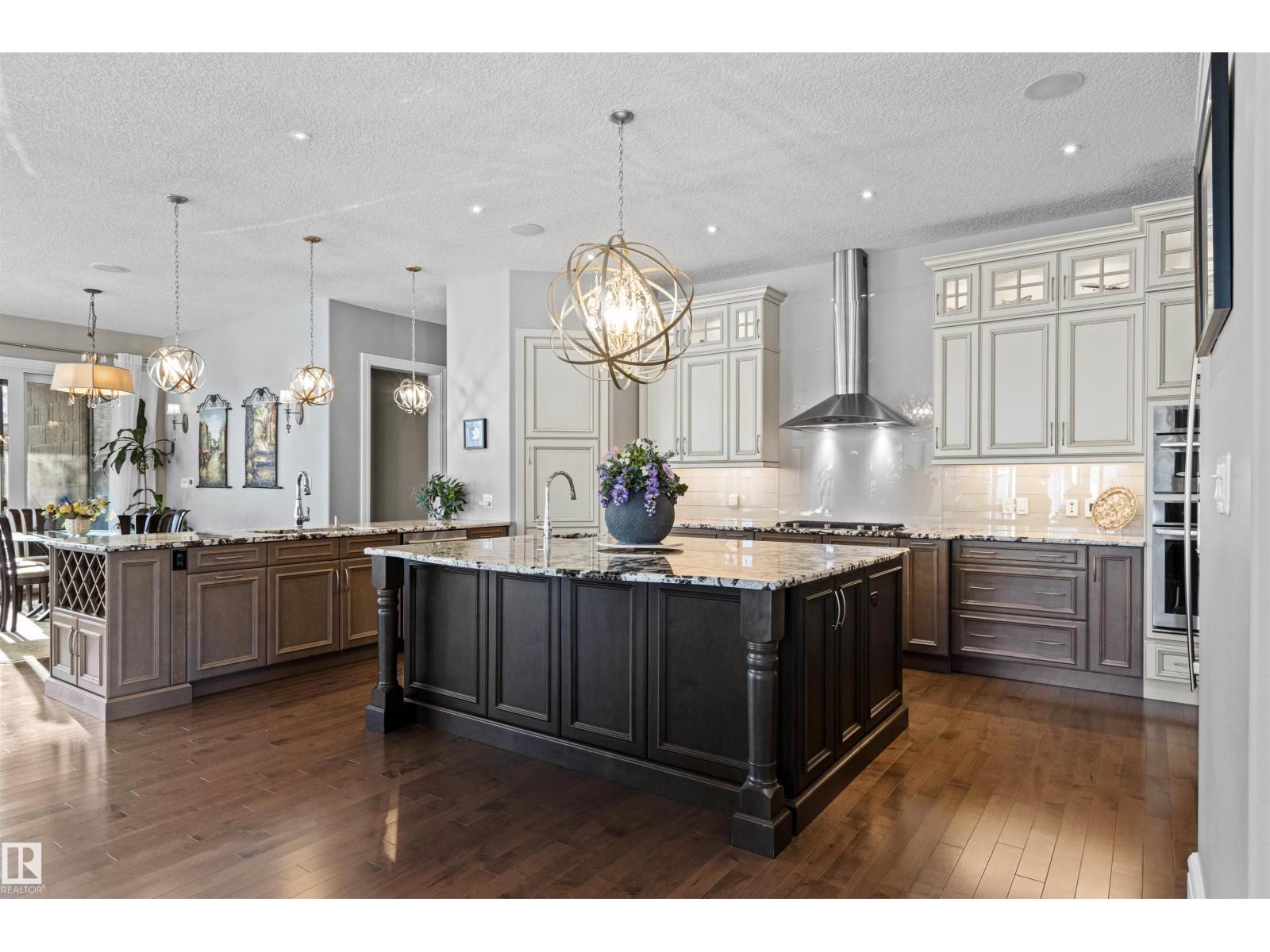 2796 WHEATON DR NW, Edmonton