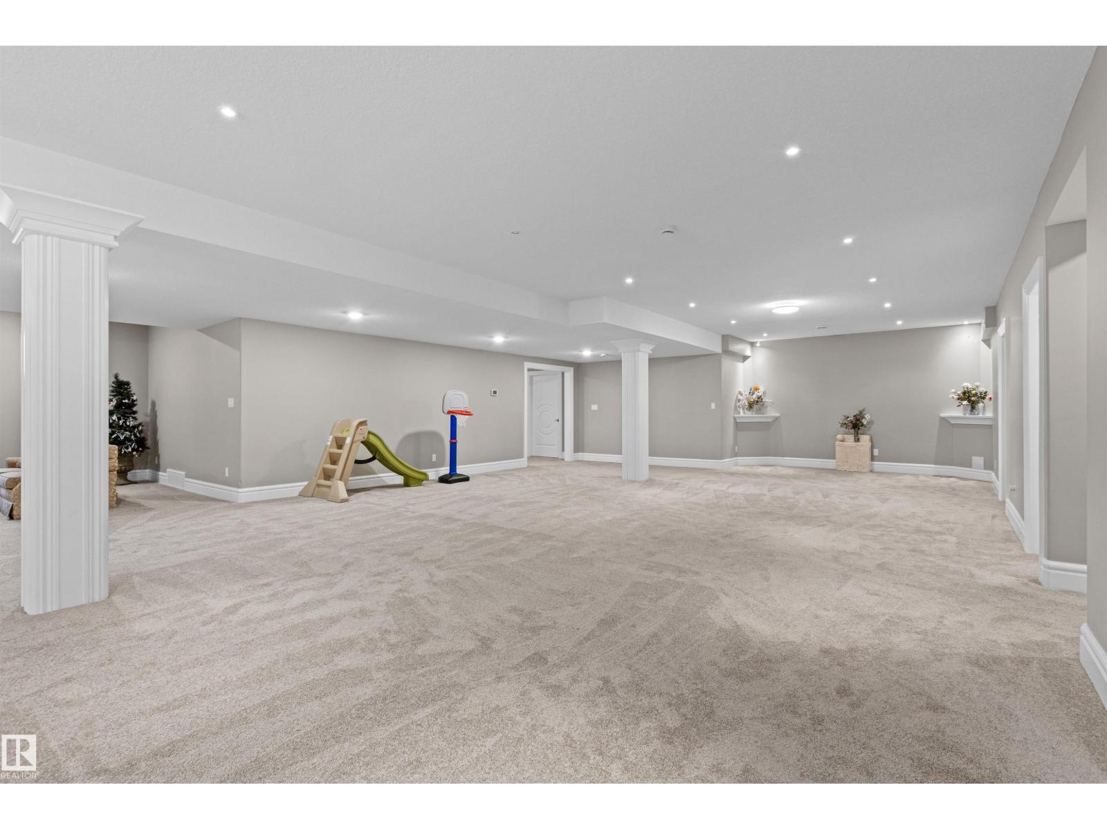 2796 WHEATON DR NW, Edmonton