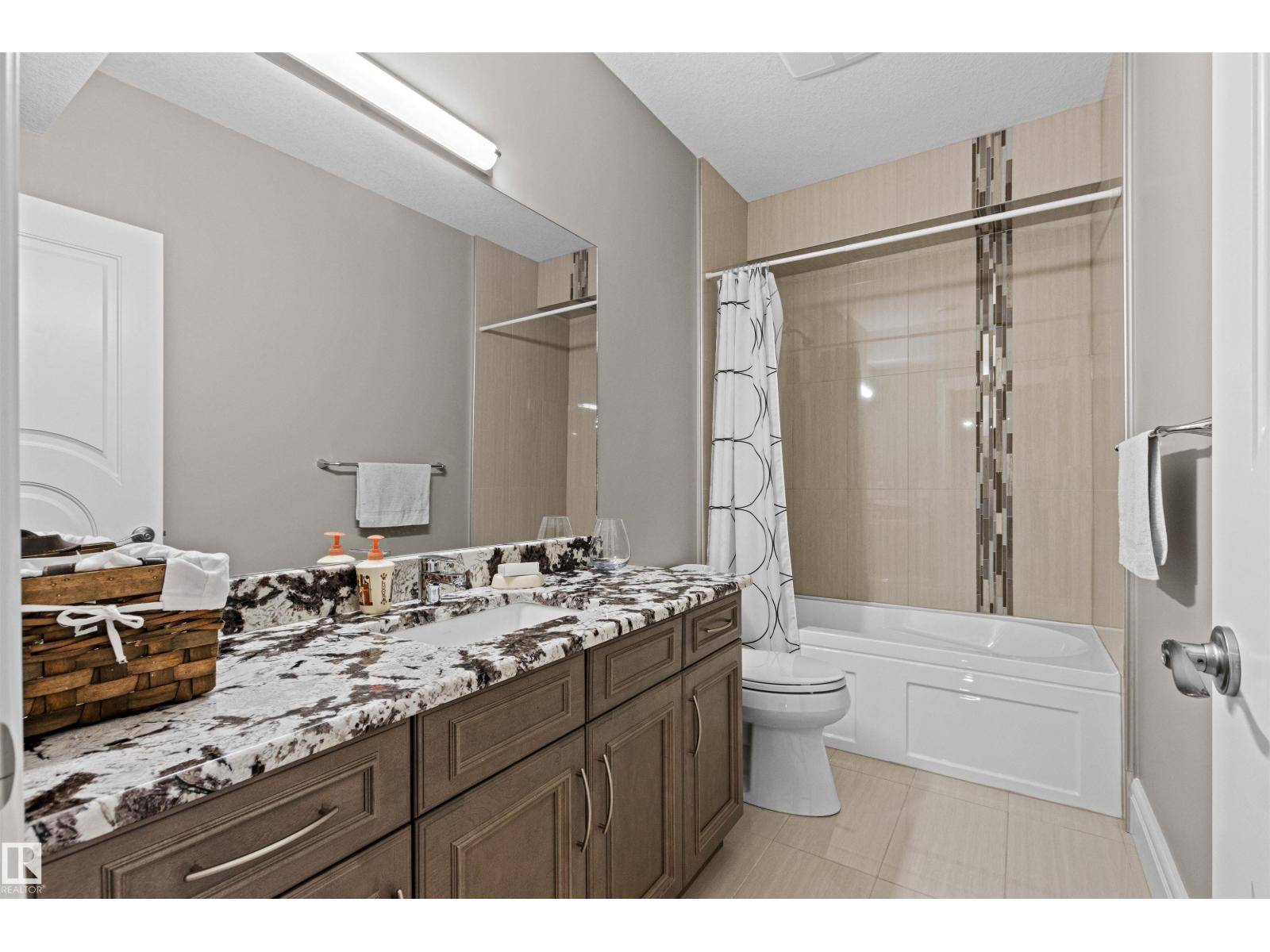 2796 WHEATON DR NW, Edmonton