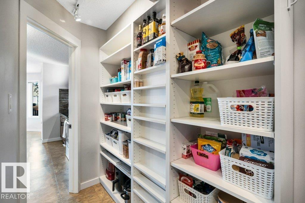 14 DUNFIELD CR, St. Albert