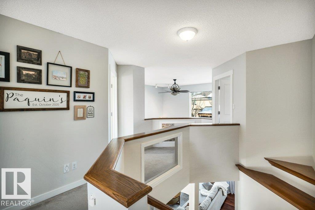 14 DUNFIELD CR, St. Albert