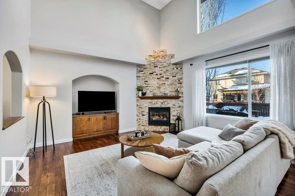 14 DUNFIELD CR, St. Albert