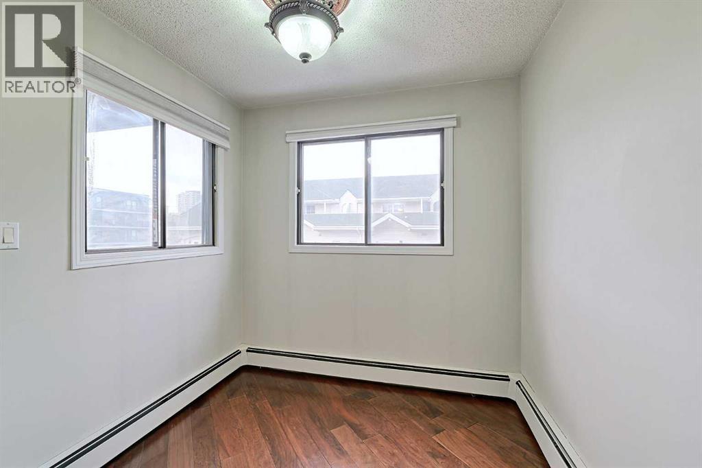 Single Family House for Sale in    Avenue SW Beltline Calgary 