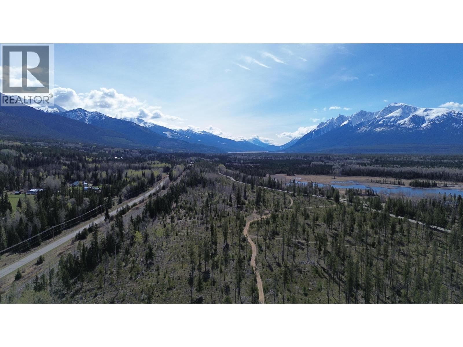 LOT 1 13TH AVENUE, Valemount