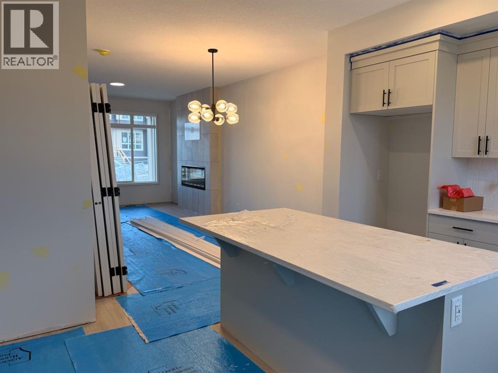 Single Family House for Sale in  Annette Villas NW Glacier Ridge Calgary 