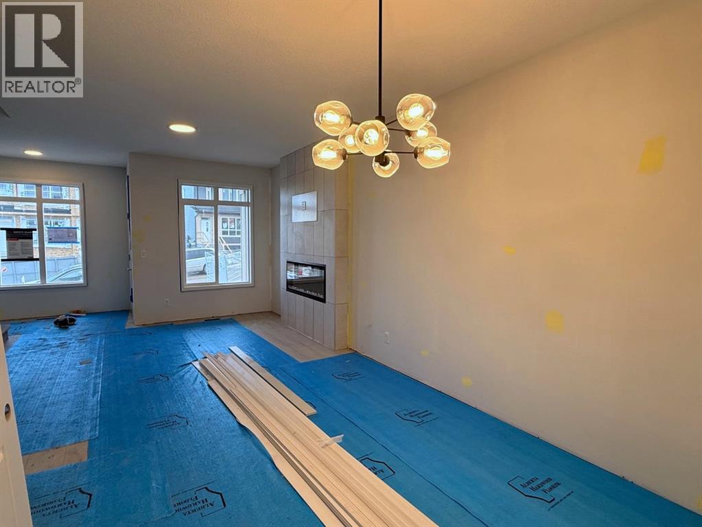 Single Family House for Sale in  Annette Villas NW Glacier Ridge Calgary 