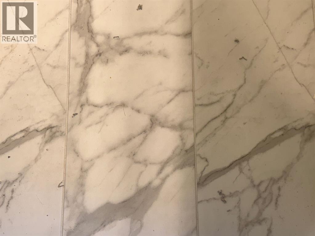 Single Family House for Sale in  Annette Villas NW Glacier Ridge Calgary 