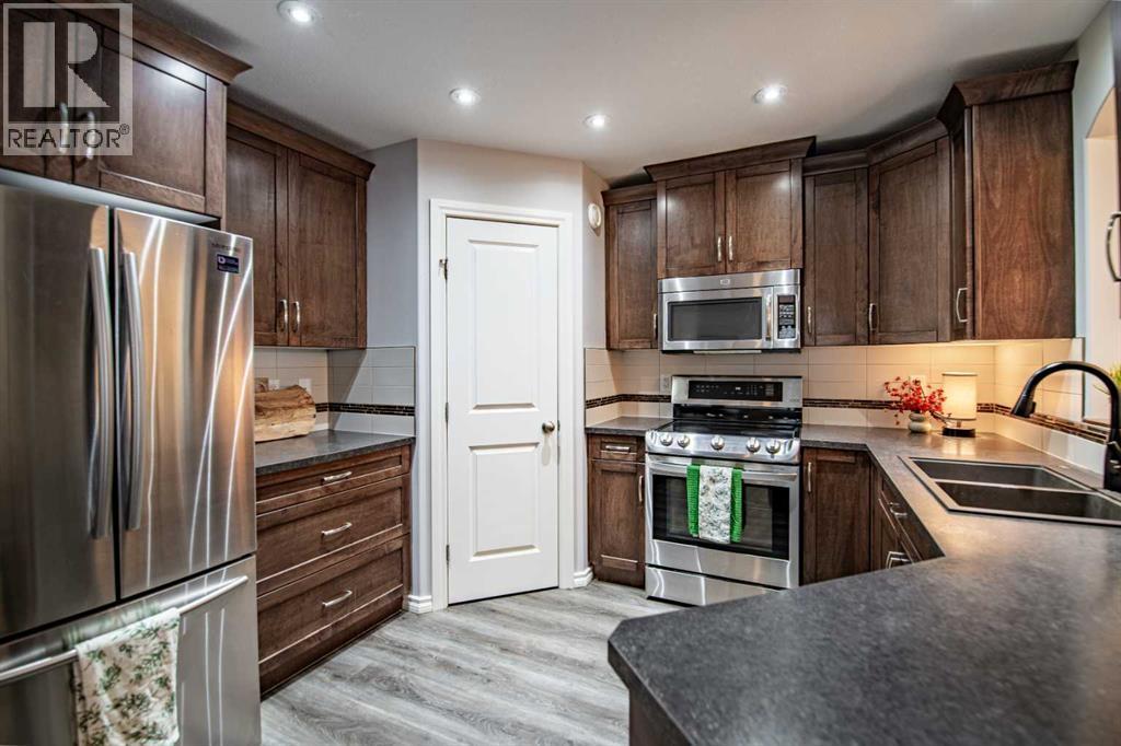 73 Bowman Circle, Sylvan Lake