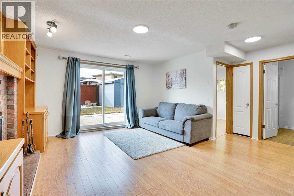 Single Family House 4 Level for Sale in  Millview Court SW Millrise Calgary 