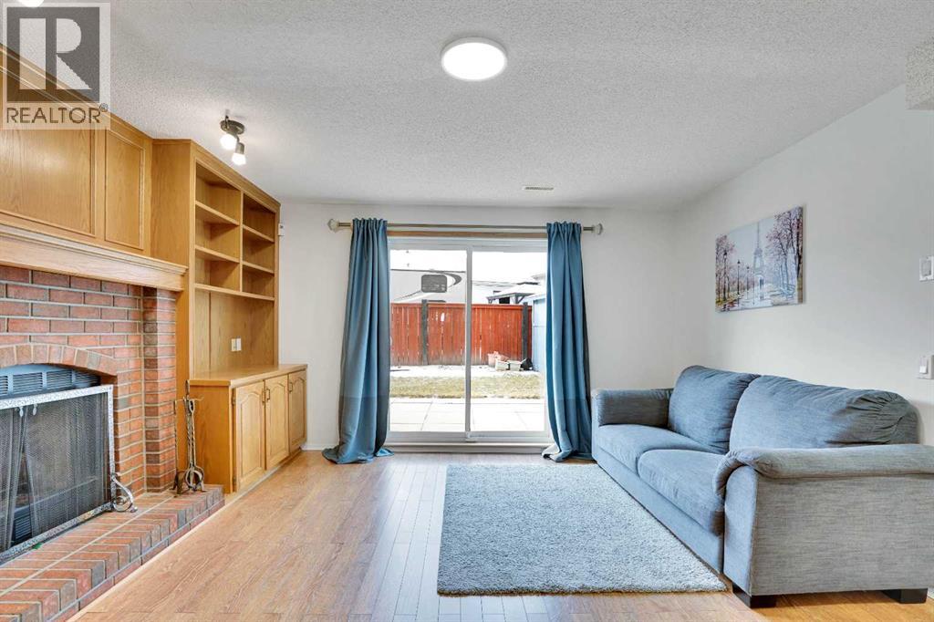 Single Family House 4 Level for Sale in  Millview Court SW Millrise Calgary 