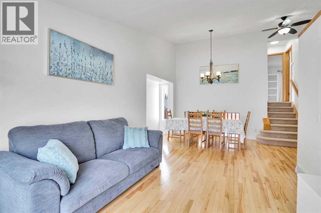 Single Family House 4 Level for Sale in  Millview Court SW Millrise Calgary 