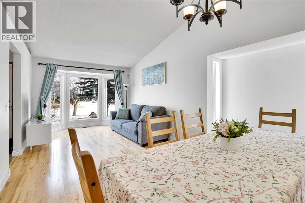 Single Family House 4 Level for Sale in  Millview Court SW Millrise Calgary 