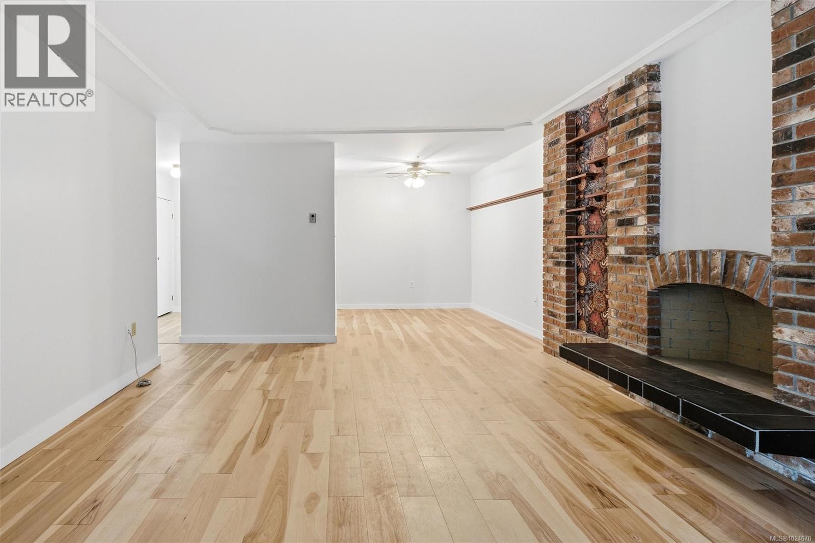 104 3244 Seaton Street, Saanich