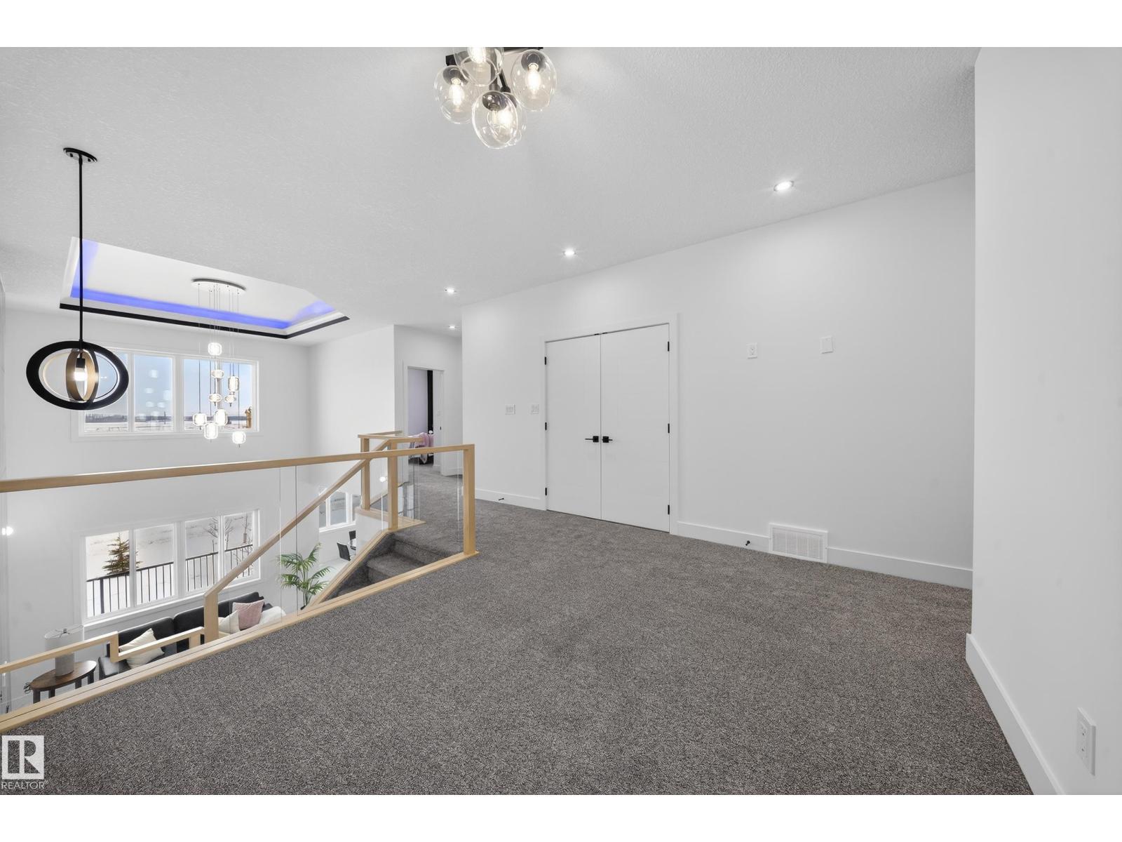 211 Crystal Creek Drive NW, Leduc