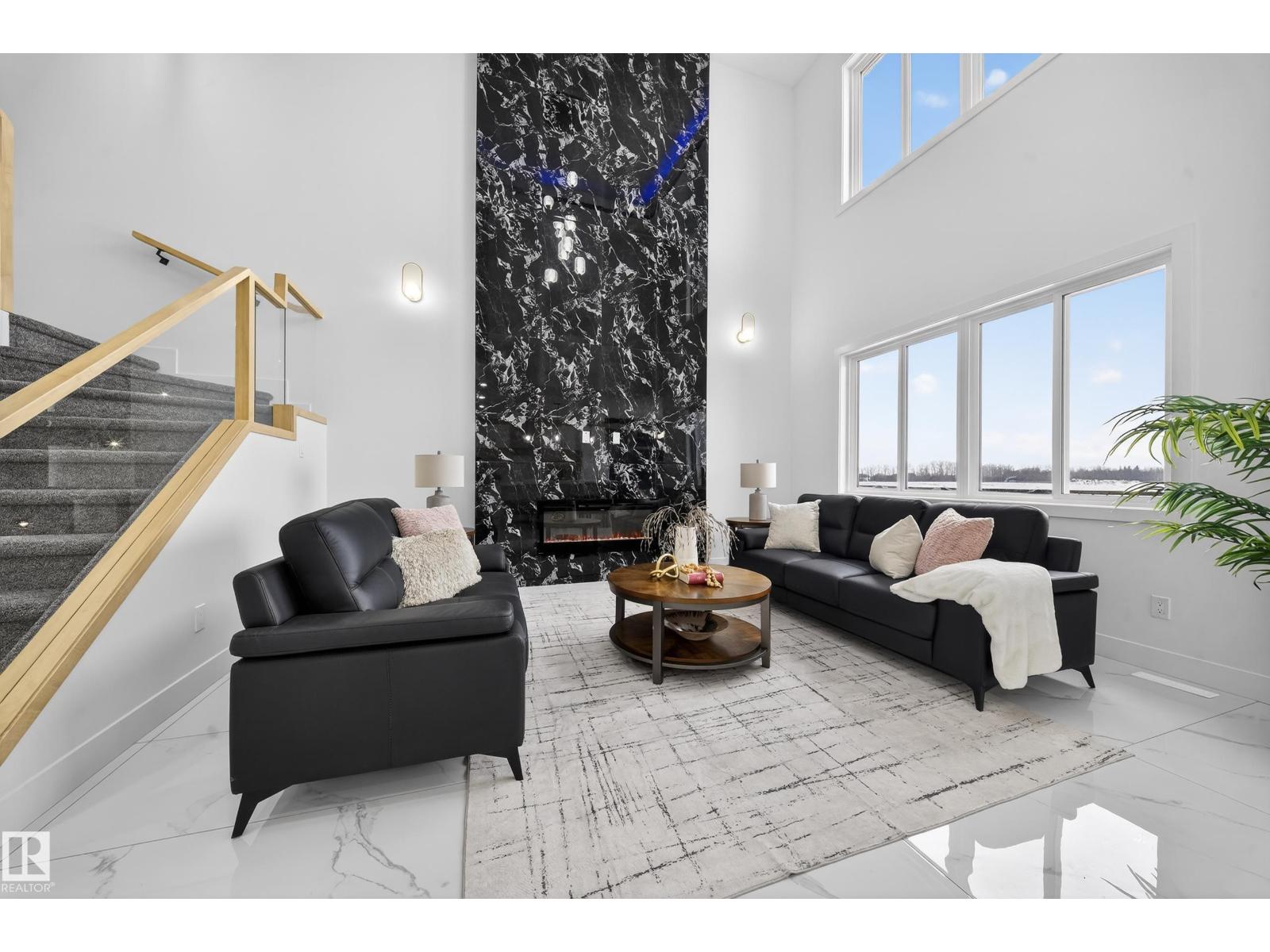 211 Crystal Creek Drive NW, Leduc