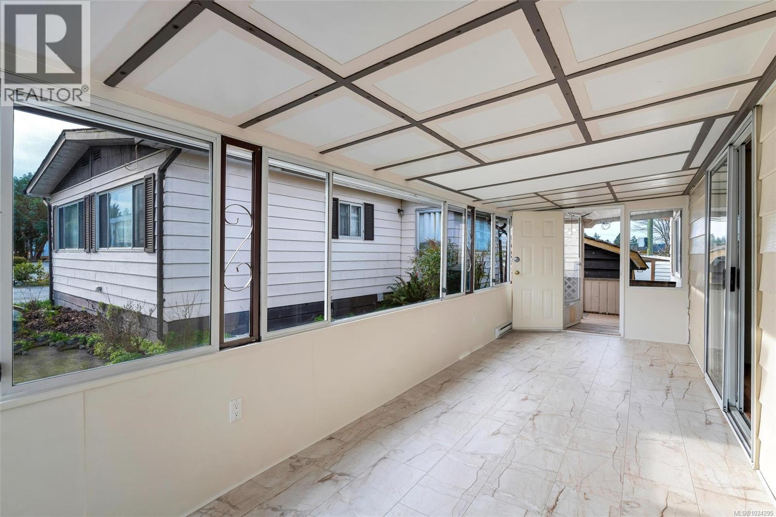 #3 158 COOPER RD - 24