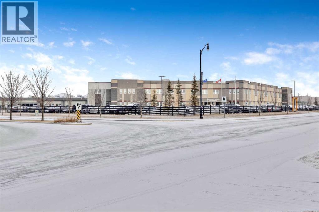 92 Sunvalley Road, Cochrane