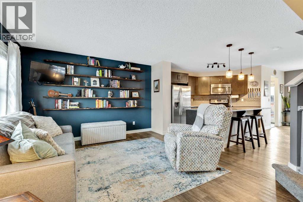 92 Sunvalley Road, Cochrane