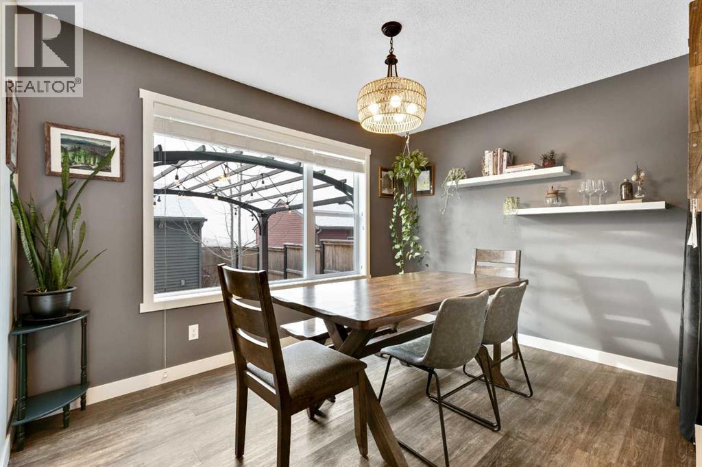 92 Sunvalley Road, Cochrane