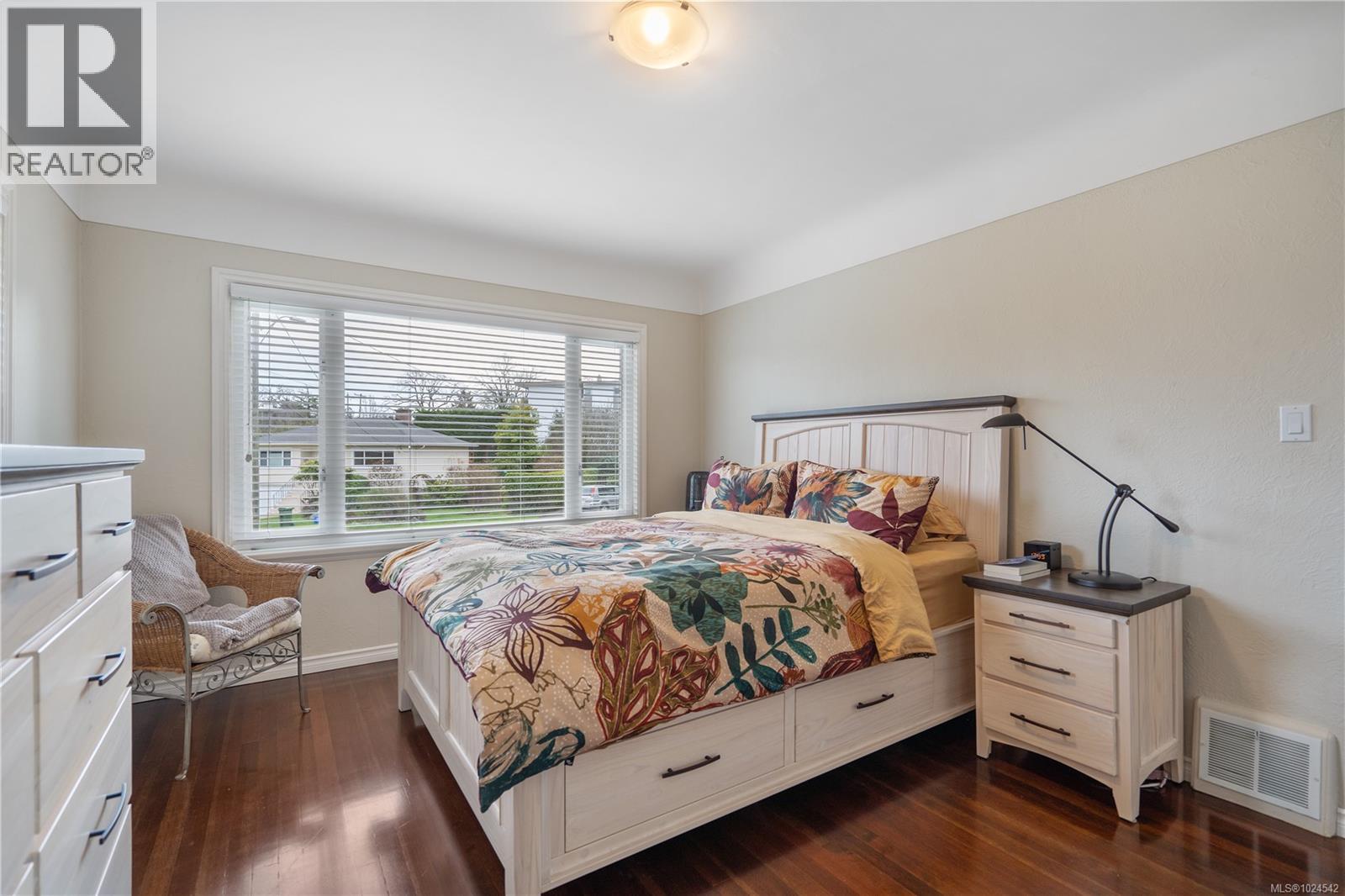  2180 Cranleigh Place, Oak Bay