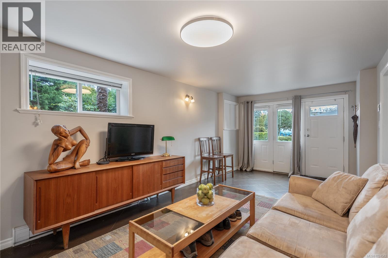  2180 Cranleigh Place, Oak Bay